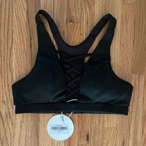 NWT Lunalae Alexi Criss Cross High Neck Top, Size 6